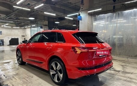 Audi e-tron I, 2021 год, 4 650 000 рублей, 13 фотография
