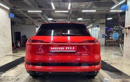 Audi e-tron I, 2021 год, 4 650 000 рублей, 14 фотография