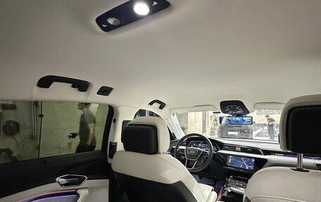 Audi e-tron I, 2021 год, 4 650 000 рублей, 31 фотография