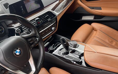 BMW 5 серия, 2017 год, 4 500 000 рублей, 13 фотография