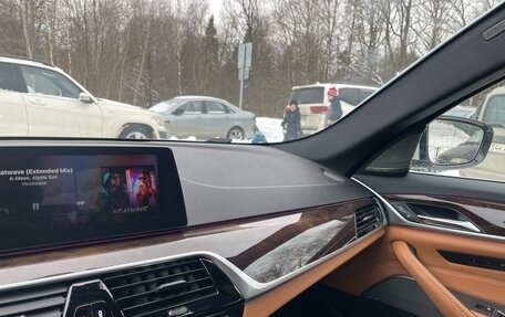 BMW 5 серия, 2017 год, 4 500 000 рублей, 14 фотография