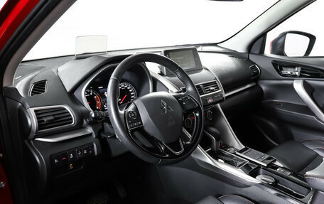 Mitsubishi Eclipse Cross, 2019 год, 2 450 000 рублей, 15 фотография