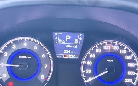 Hyundai Solaris II рестайлинг, 2012 год, 830 000 рублей, 4 фотография