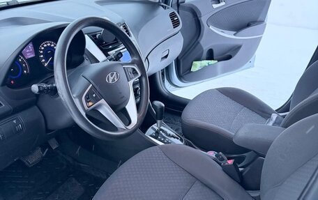 Hyundai Solaris II рестайлинг, 2012 год, 830 000 рублей, 5 фотография