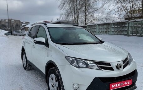 Toyota RAV4, 2014 год, 2 190 000 рублей, 2 фотография