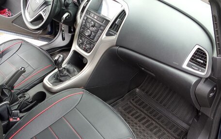 Opel Astra J, 2011 год, 820 000 рублей, 9 фотография