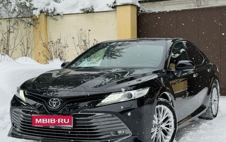 Toyota Camry, 2018 год, 2 999 000 рублей, 1 фотография