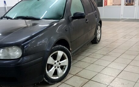 Volkswagen Golf IV, 2003 год, 260 000 рублей, 2 фотография