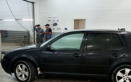 Volkswagen Golf IV, 2003 год, 260 000 рублей, 3 фотография