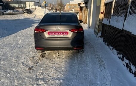 Hyundai Solaris II рестайлинг, 2021 год, 1 520 000 рублей, 5 фотография