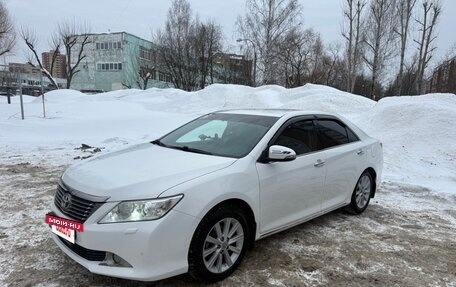 Toyota Camry, 2013 год, 1 690 000 рублей, 8 фотография