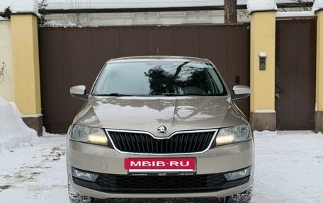 Skoda Rapid I, 2018 год, 1 370 000 рублей, 6 фотография