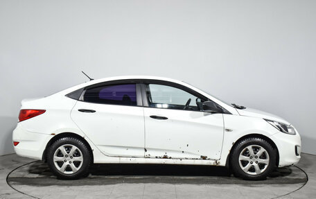 Hyundai Solaris II рестайлинг, 2012 год, 490 000 рублей, 4 фотография