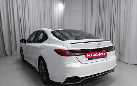 Toyota Camry, 2025 год, 5 350 000 рублей, 4 фотография