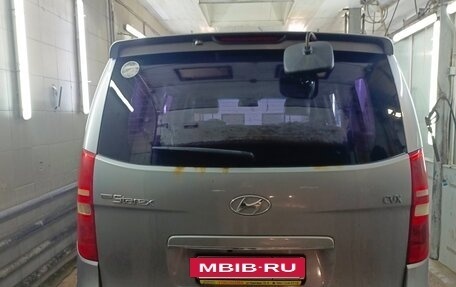 Hyundai Grand Starex Grand Starex I рестайлинг 2, 2013 год, 1 450 000 рублей, 2 фотография