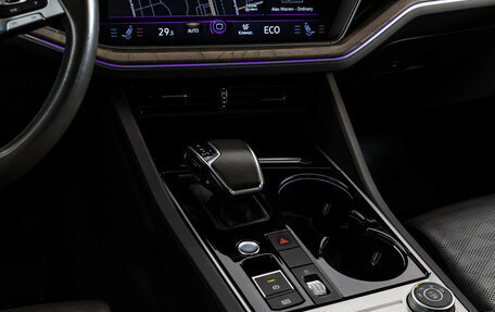 Volkswagen Touareg III, 2018 год, 3 999 000 рублей, 17 фотография