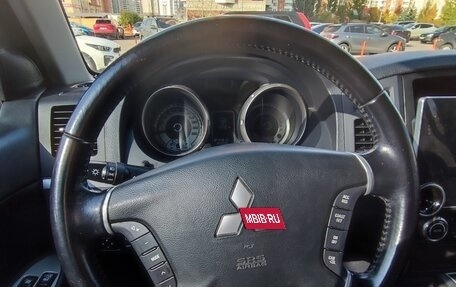 Mitsubishi Pajero IV, 2011 год, 2 300 000 рублей, 9 фотография