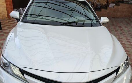 Toyota Camry, 2021 год, 3 249 000 рублей, 1 фотография