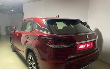 Lexus RX IV рестайлинг, 2022 год, 6 900 000 рублей, 1 фотография