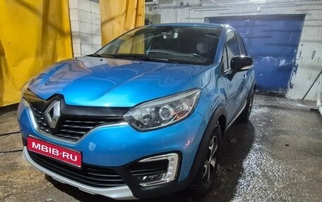 Renault Kaptur I рестайлинг, 2018 год, 960 000 рублей, 1 фотография