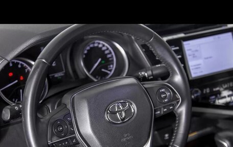 Toyota Camry, 2019 год, 2 700 000 рублей, 6 фотография