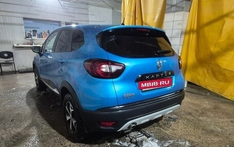 Renault Kaptur I рестайлинг, 2018 год, 960 000 рублей, 7 фотография