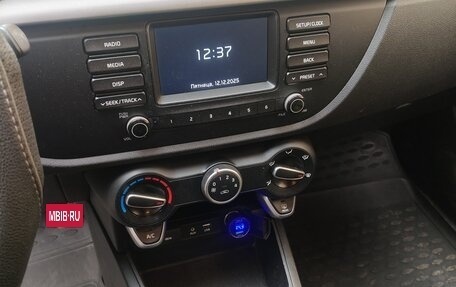 KIA Rio IV, 2017 год, 1 170 000 рублей, 15 фотография