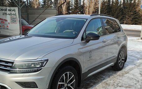 Volkswagen Tiguan II, 2020 год, 3 000 000 рублей, 2 фотография