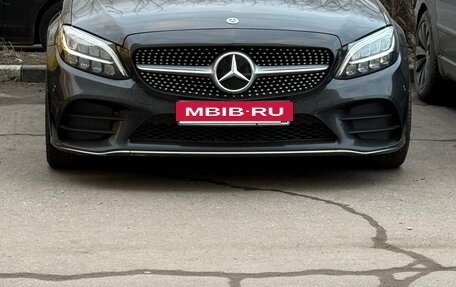 Mercedes-Benz C-Класс, 2018 год, 3 100 000 рублей, 4 фотография