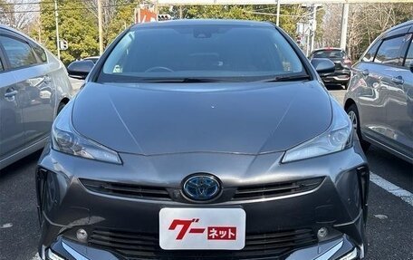 Toyota Prius IV XW50, 2022 год, 1 890 099 рублей, 2 фотография