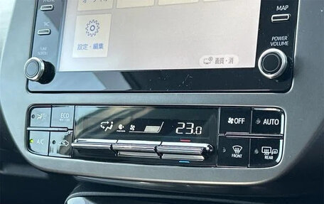 Toyota Prius IV XW50, 2022 год, 1 890 099 рублей, 15 фотография