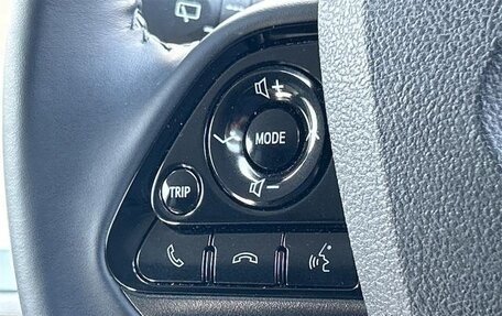 Toyota Prius IV XW50, 2022 год, 1 890 099 рублей, 11 фотография