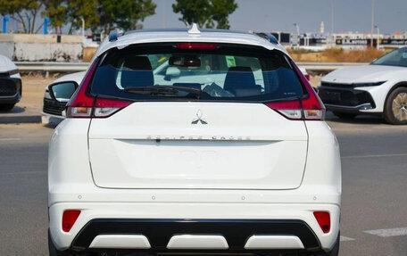 Mitsubishi Eclipse Cross, 2025 год, 3 050 000 рублей, 5 фотография