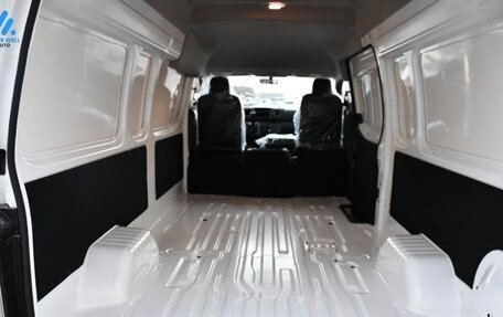 Nissan Urvan IV, 2012 год, 4 500 000 рублей, 8 фотография