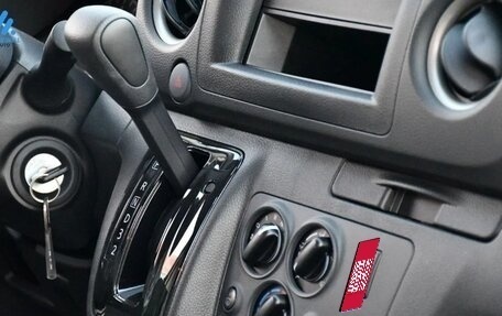 Nissan Urvan IV, 2012 год, 4 750 000 рублей, 6 фотография