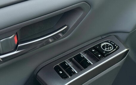 Toyota RAV4, 2025 год, 4 700 000 рублей, 23 фотография