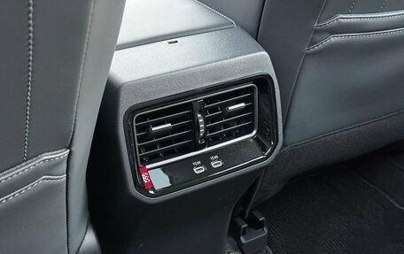 Toyota RAV4, 2025 год, 4 700 000 рублей, 36 фотография