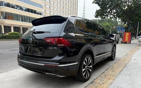 Volkswagen Tiguan II, 2021 год, 2 700 000 рублей, 4 фотография