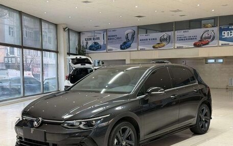 Volkswagen Golf VIII, 2022 год, 1 450 000 рублей, 1 фотография