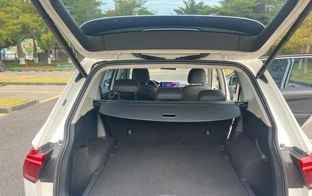 Volkswagen Tiguan II, 2021 год, 2 600 000 рублей, 7 фотография