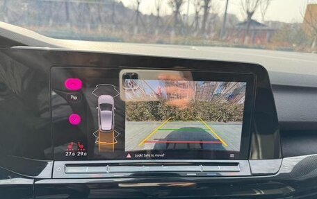 Volkswagen Golf VIII, 2022 год, 1 460 000 рублей, 16 фотография