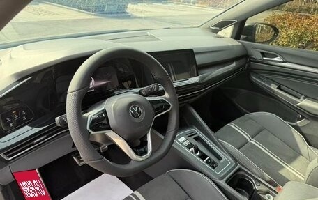 Volkswagen Golf VIII, 2022 год, 1 460 000 рублей, 13 фотография