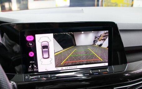 Volkswagen Golf VIII, 2022 год, 1 510 000 рублей, 14 фотография