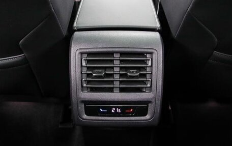 Volkswagen Golf VIII, 2022 год, 1 510 000 рублей, 16 фотография