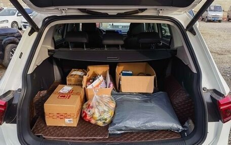 Volkswagen Tiguan II, 2021 год, 2 600 000 рублей, 8 фотография