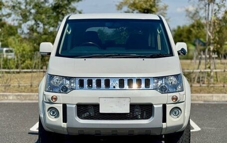 Mitsubishi Delica D:5 I, 2019 год, 2 030 000 рублей, 3 фотография