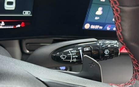 Hyundai Elantra, 2023 год, 1 350 000 рублей, 12 фотография