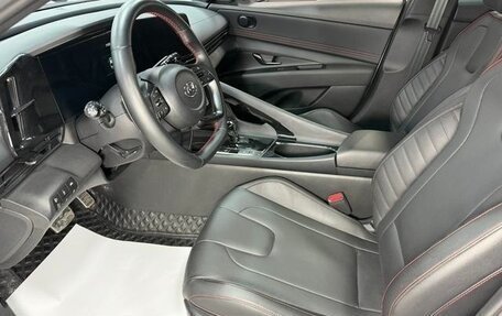 Hyundai Elantra, 2023 год, 1 350 000 рублей, 13 фотография