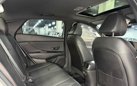 Hyundai Elantra, 2023 год, 1 350 000 рублей, 19 фотография