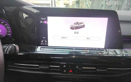 Volkswagen Golf VIII, 2022 год, 1 750 010 рублей, 13 фотография